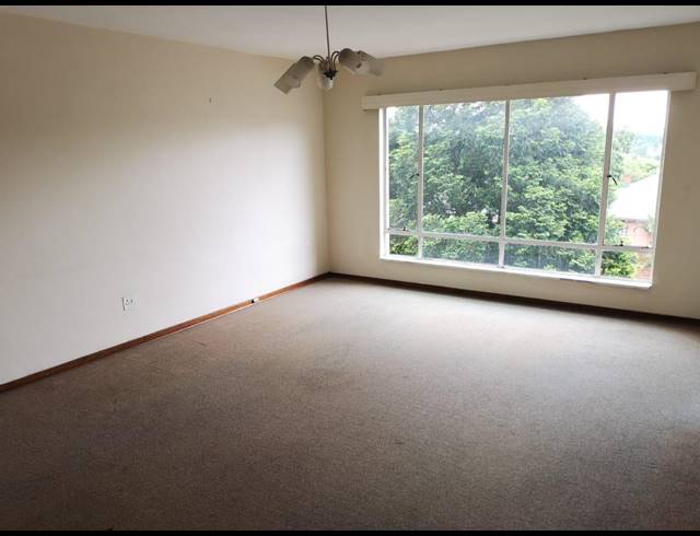2 BEDROOM APARTMENT TO LET IN CLARENDON